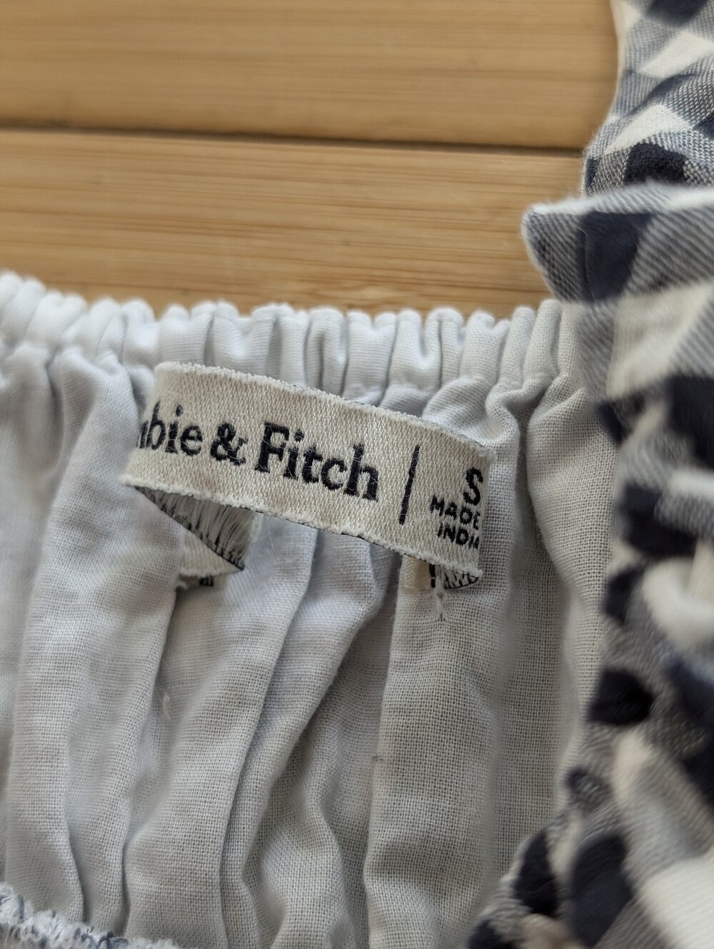 Abercrombie & Fitch Black and White Gingham Smocked Mini Dress - Picture 5 of 9